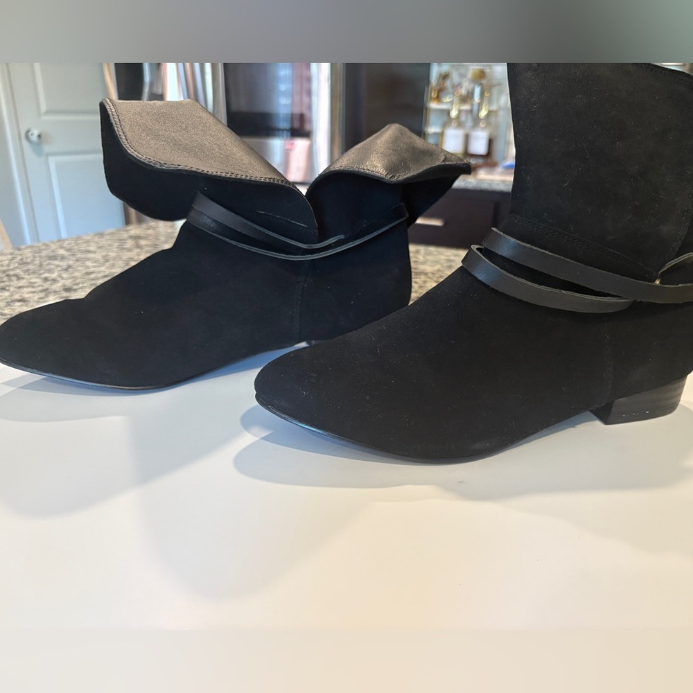 Lovely people Black Women's Ankle Boots. Size- 8,5
